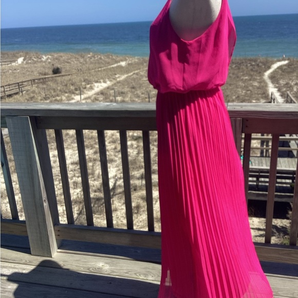 Sam Edelman Hot Pink Pleated Midi Dress - Picture 11 of 13